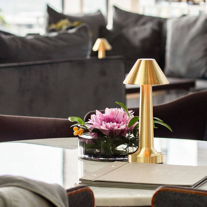 Dimmable LED Table Lamp for Restaurants, Bars & Homes