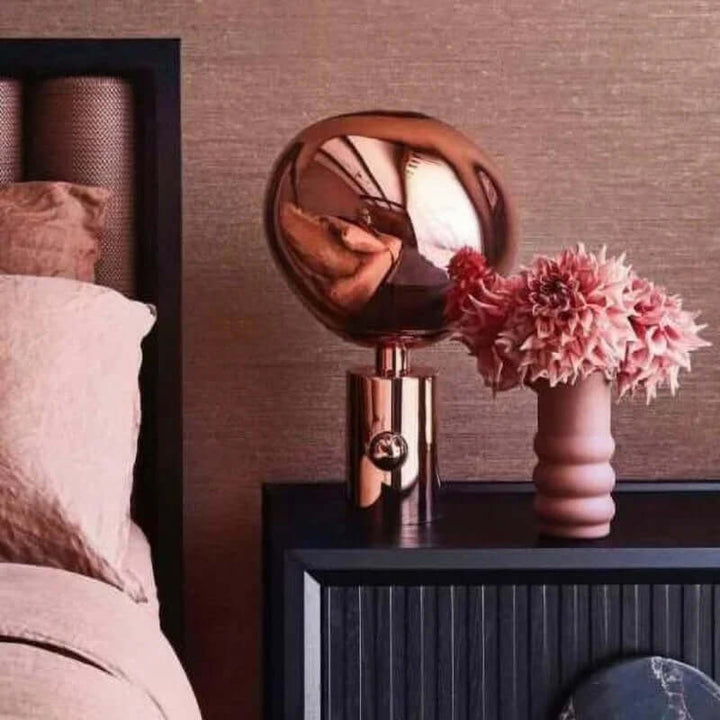 Modern Melt Table Lamp - Eye-catching Design