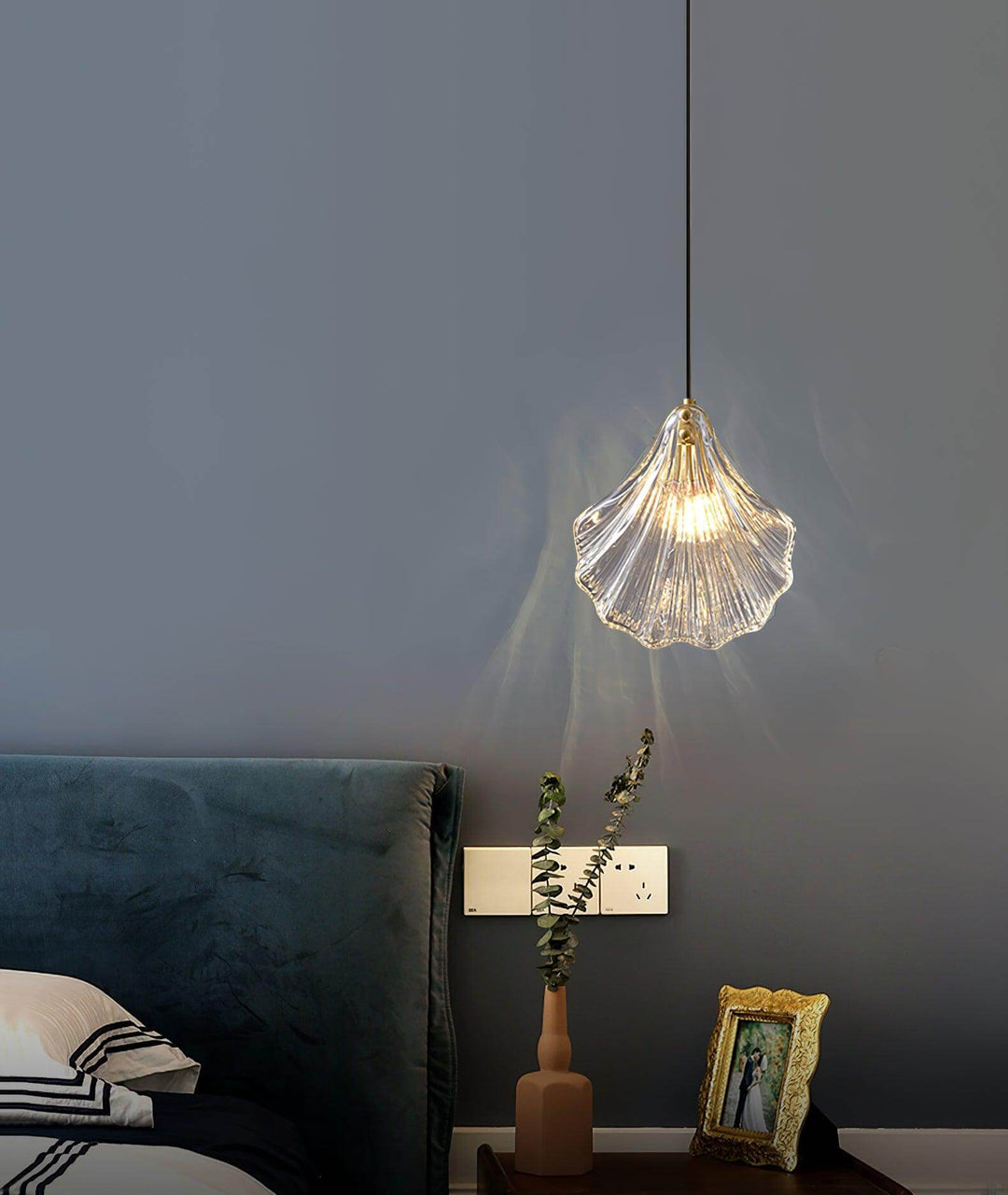 Seashell Glass Pendant Light