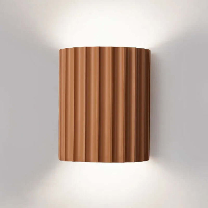 Ruffled Resin Wall Lamp