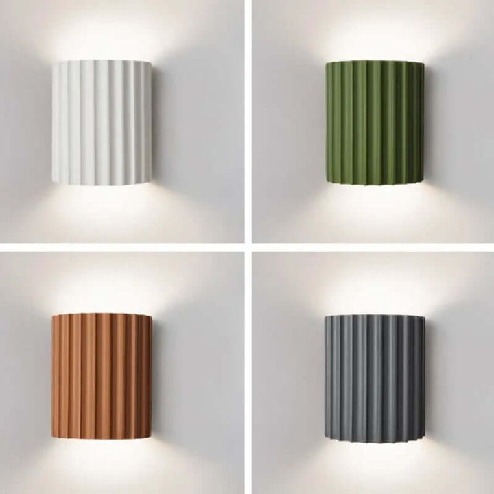 Ruffled Resin Wall Lamp