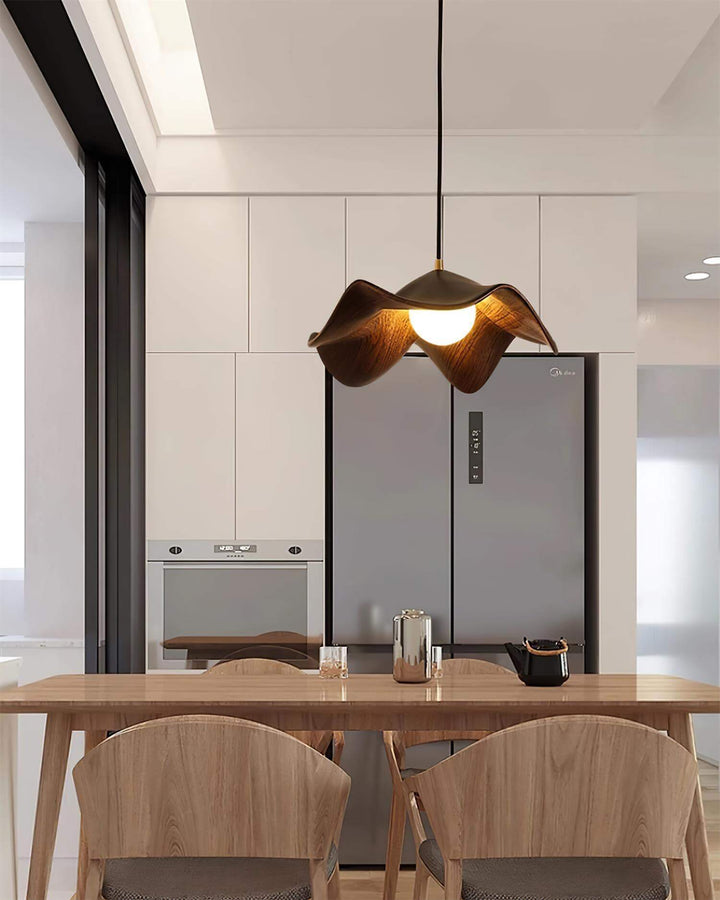 Decorative Resin Pendant Lamp with Leaf Design