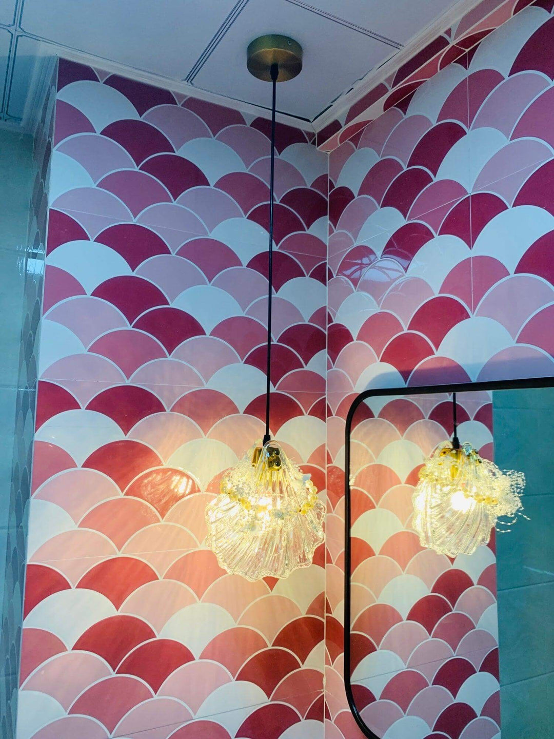 Seashell Glass Pendant Light