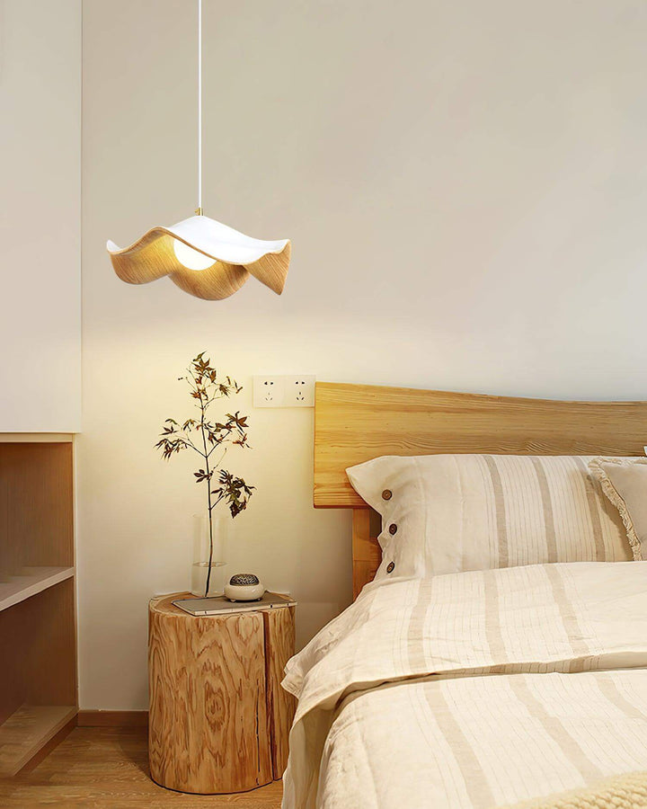 Decorative Resin Pendant Lamp with Leaf Design