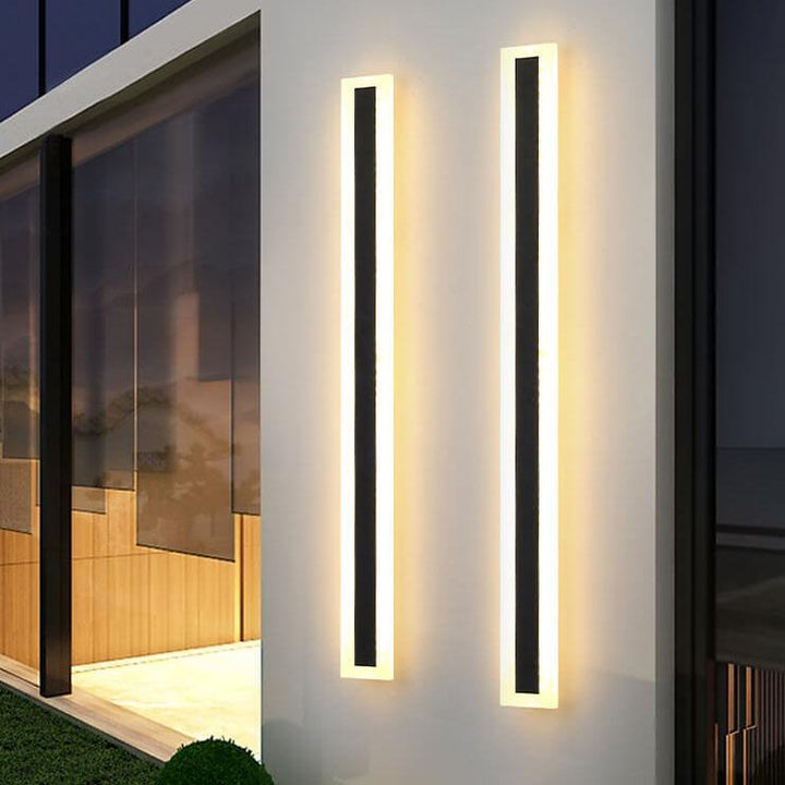Sleek LED Outdoor Wall Lamp