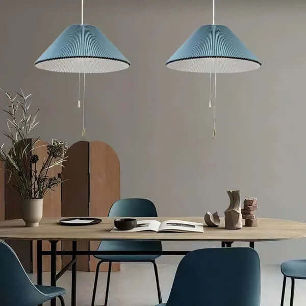 Stretchable LED Pendant Light