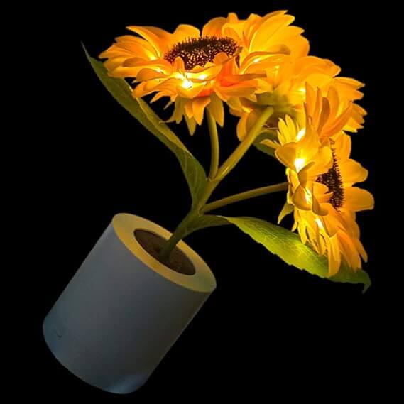 LED Sunflower Lamp - Decorative Table Lamp