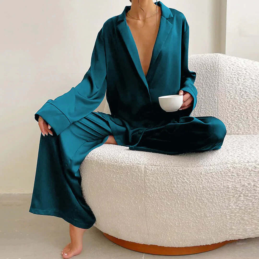 Women's Button-Up Shirt & Wide-Leg Pants