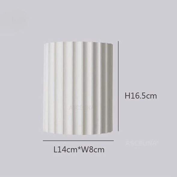 Ruffled Resin Wall Lamp
