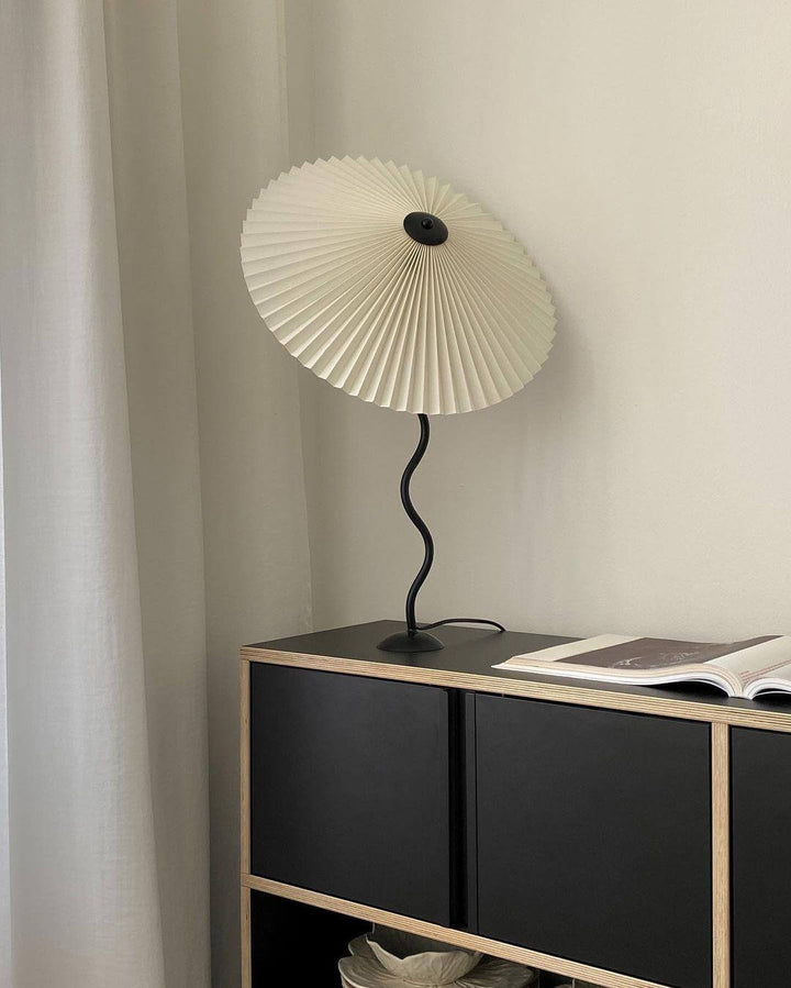 Modern Wavy Table Lamp