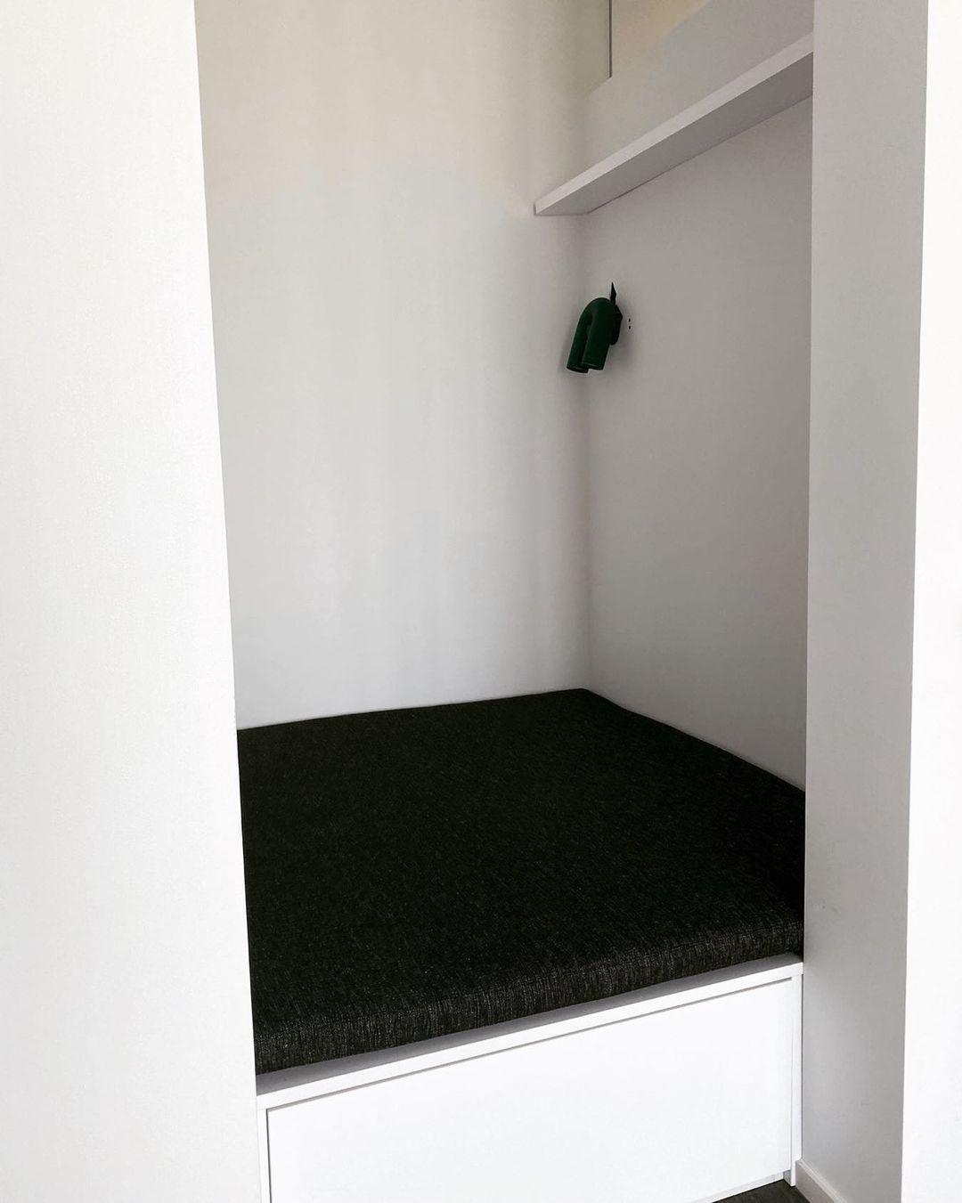 Adjustable U-Shaped Wall Lamp