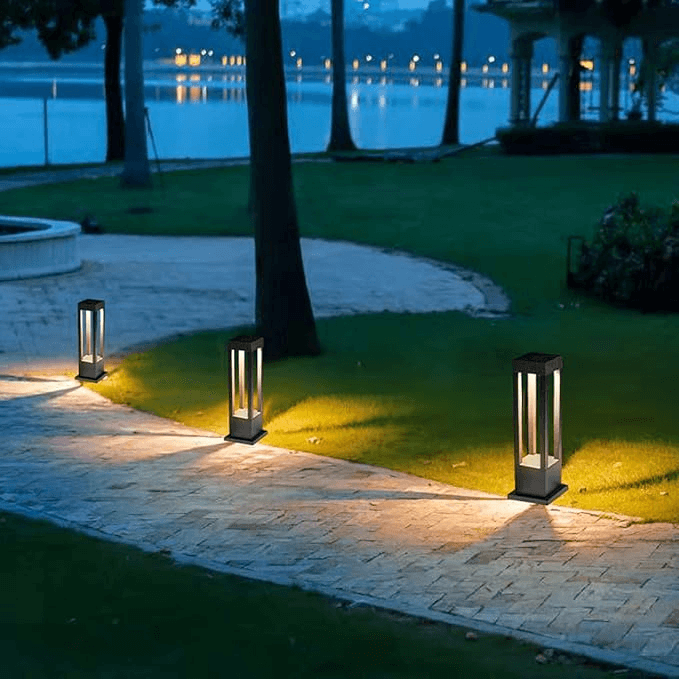 Solar LED Outdoor Pathway Lamp - Garden Light
