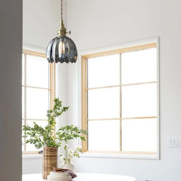 Retro Glass Flower Pendant Light