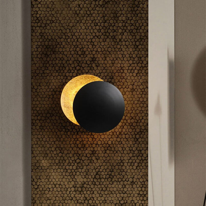 Rotating Disc Adjustable Wall Light