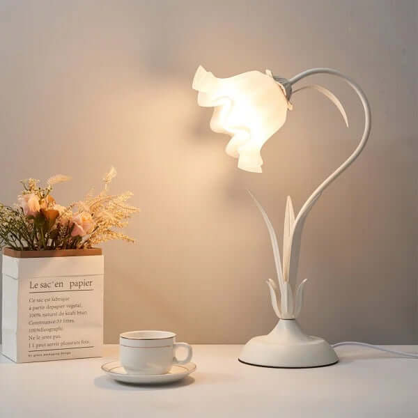 Adjustable Flower Table Lamp