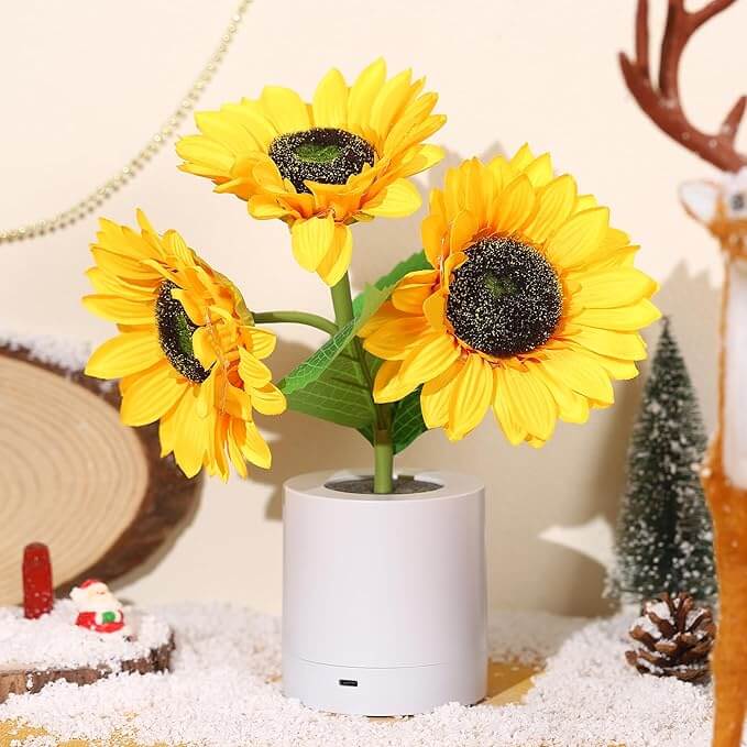 LED Sunflower Lamp - Decorative Table Lamp