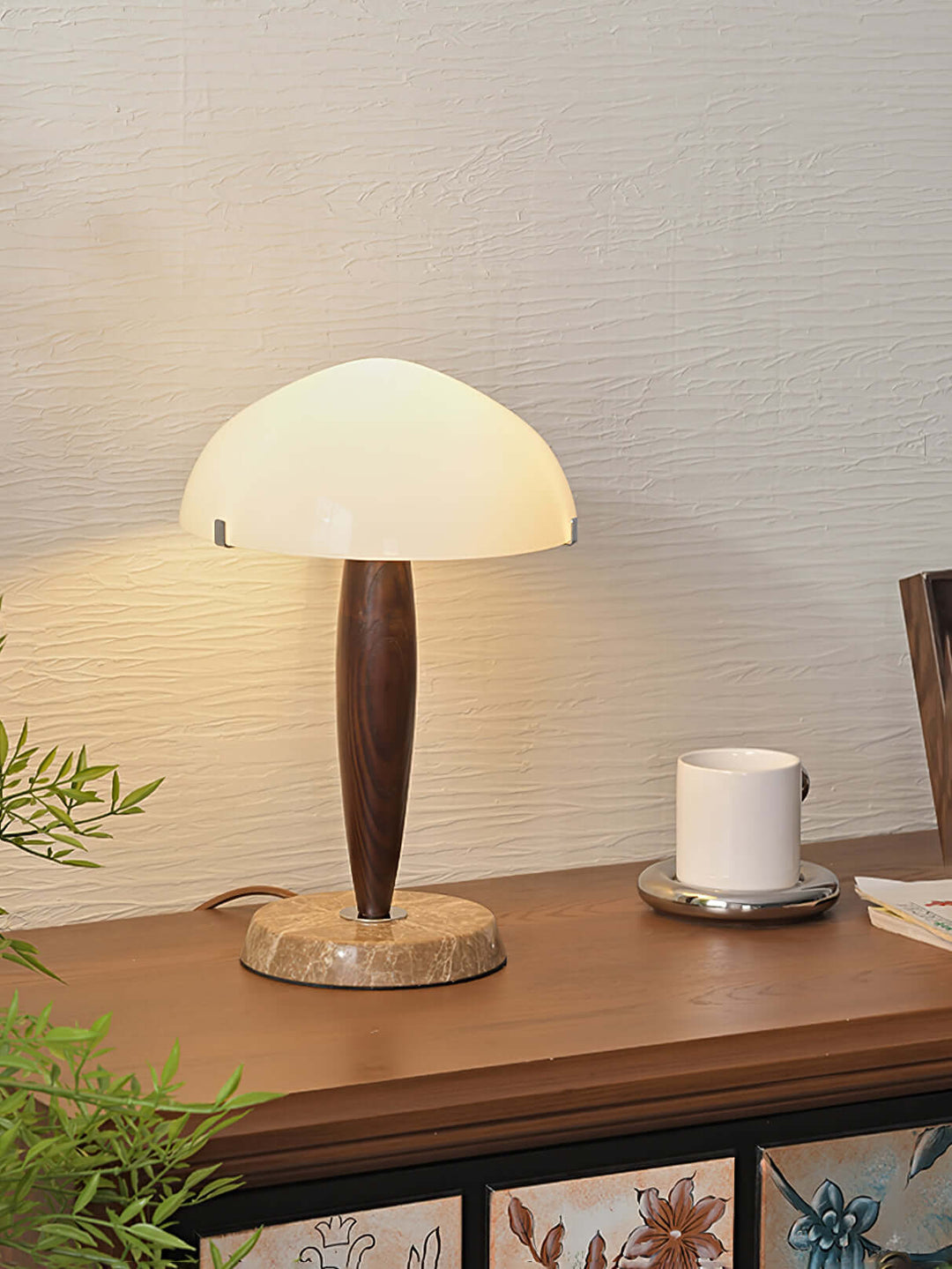 Elegant Glass & Wood Table Lamp