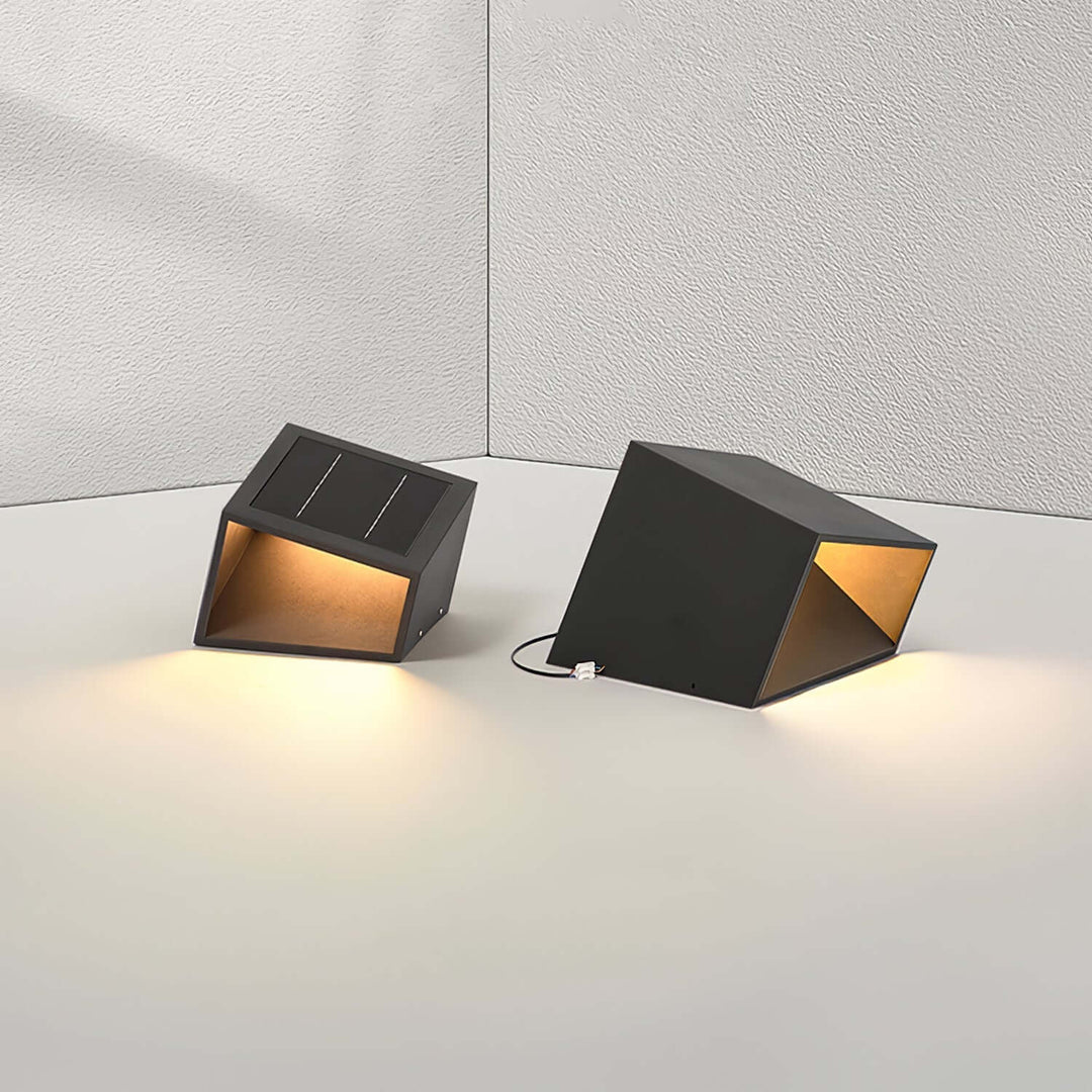 Solar Cube Garden Light - Outdoor LED Lamp