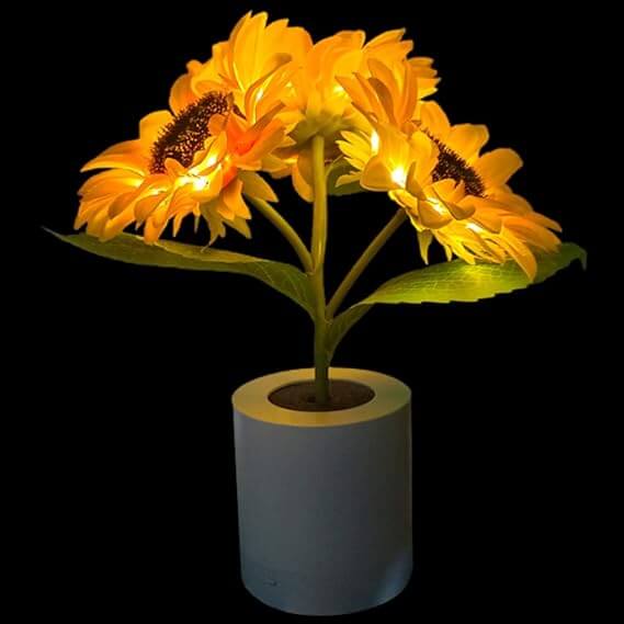 LED Sunflower Lamp - Decorative Table Lamp