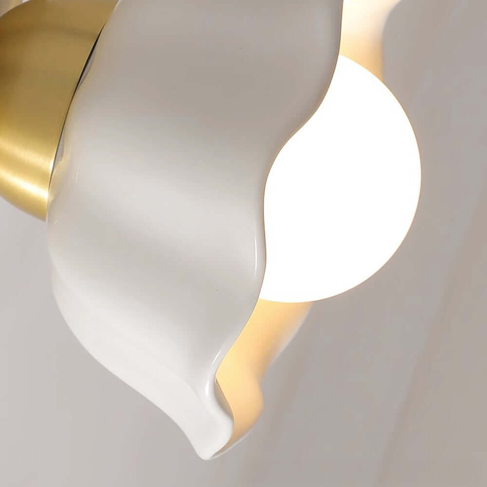 Retro Floral White Metal Wall Light