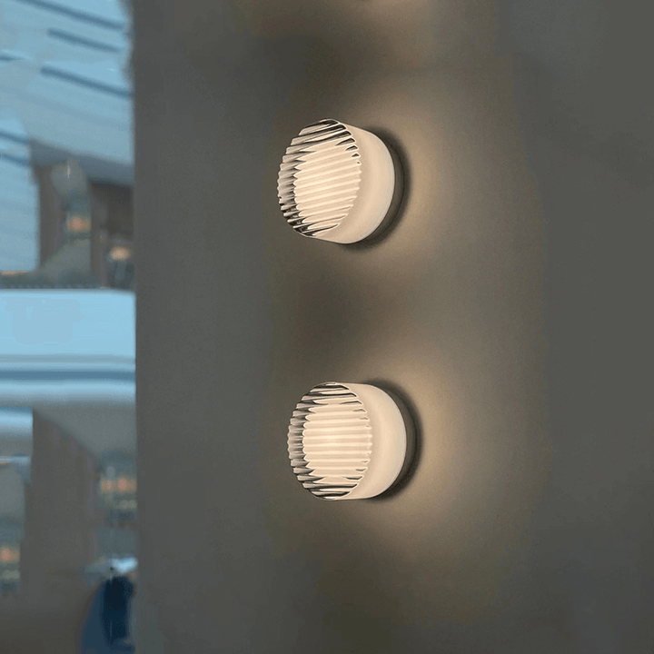 Modern Round LED Wall Light - Indoor/Outdoor
