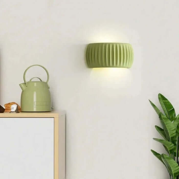 Ribbed Resin Wall Sconce - Art Deco Style