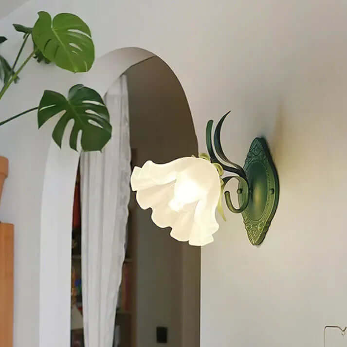Floral Wall Lamp, Iron & Acrylic, 22cm
