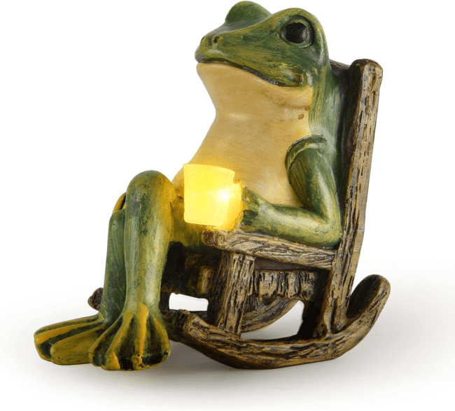 Solar Glowing Resin Frog Garden Statue