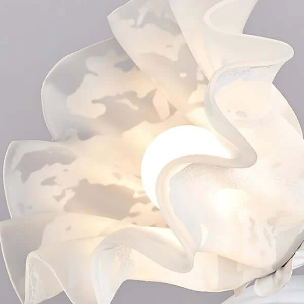 Adjustable Flower Table Lamp