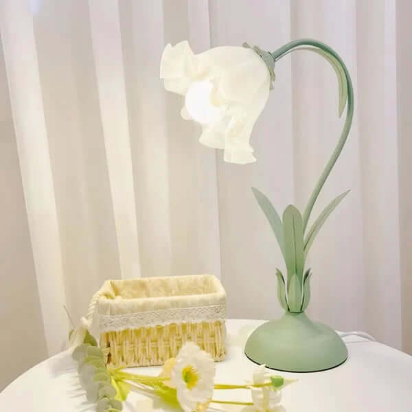 Adjustable Flower Table Lamp