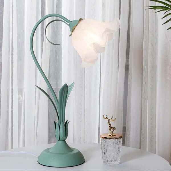 Adjustable Flower Table Lamp