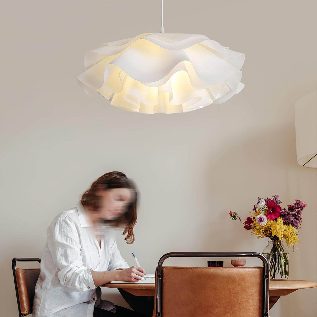 Flower Shaped Pendant Lamp
