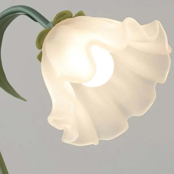 Adjustable Flower Table Lamp