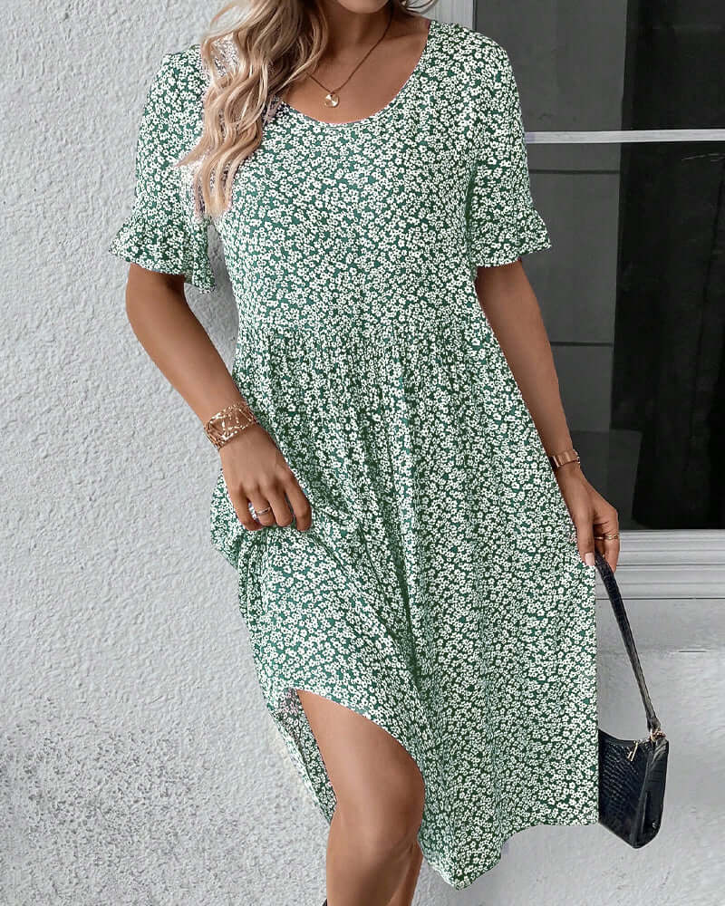 Women's Floral Pattern Dress - Effortless & Chic