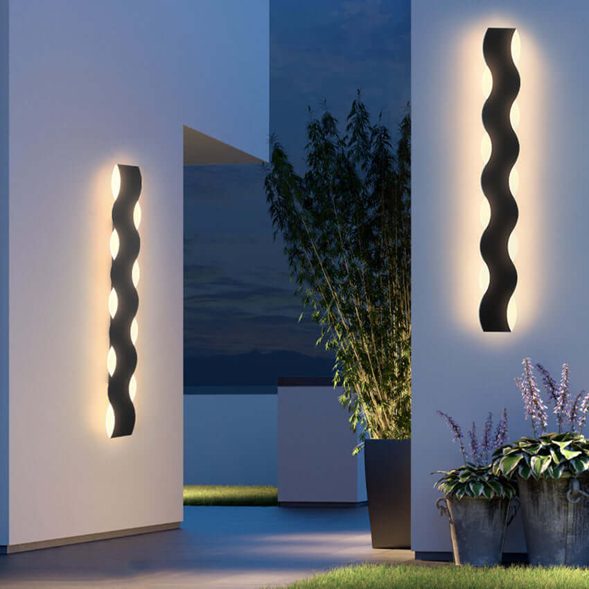 Modern Wave LED Outdoor Wall Light