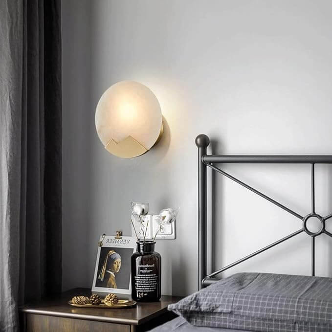 Elegant Marble Wall Light with Brass Accents
