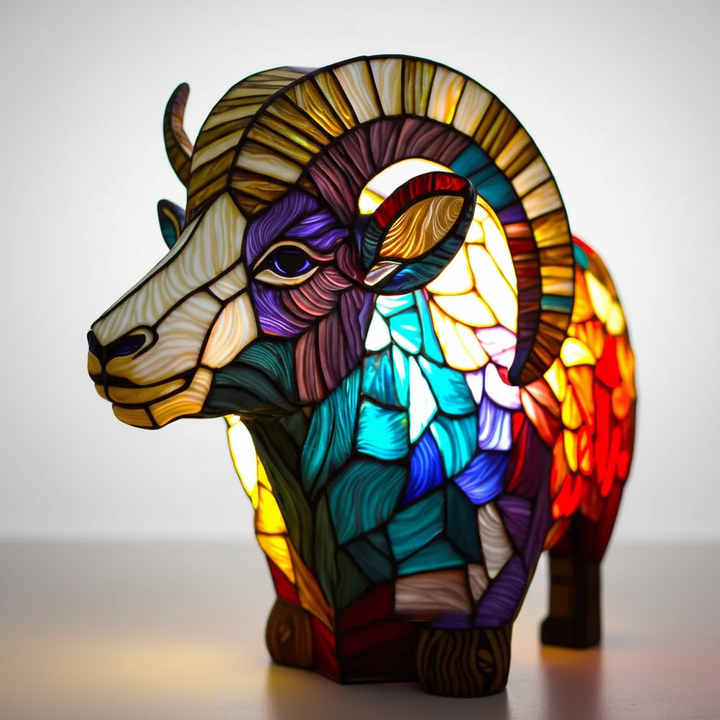 Eye-catching animal table lamp, artistic stained glass design, perfect for ambient lighting.