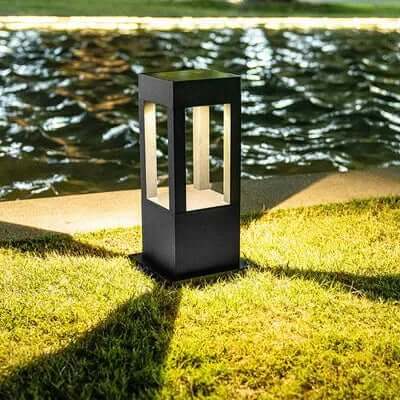 Solar LED Outdoor Pathway Lamp - Garden Light