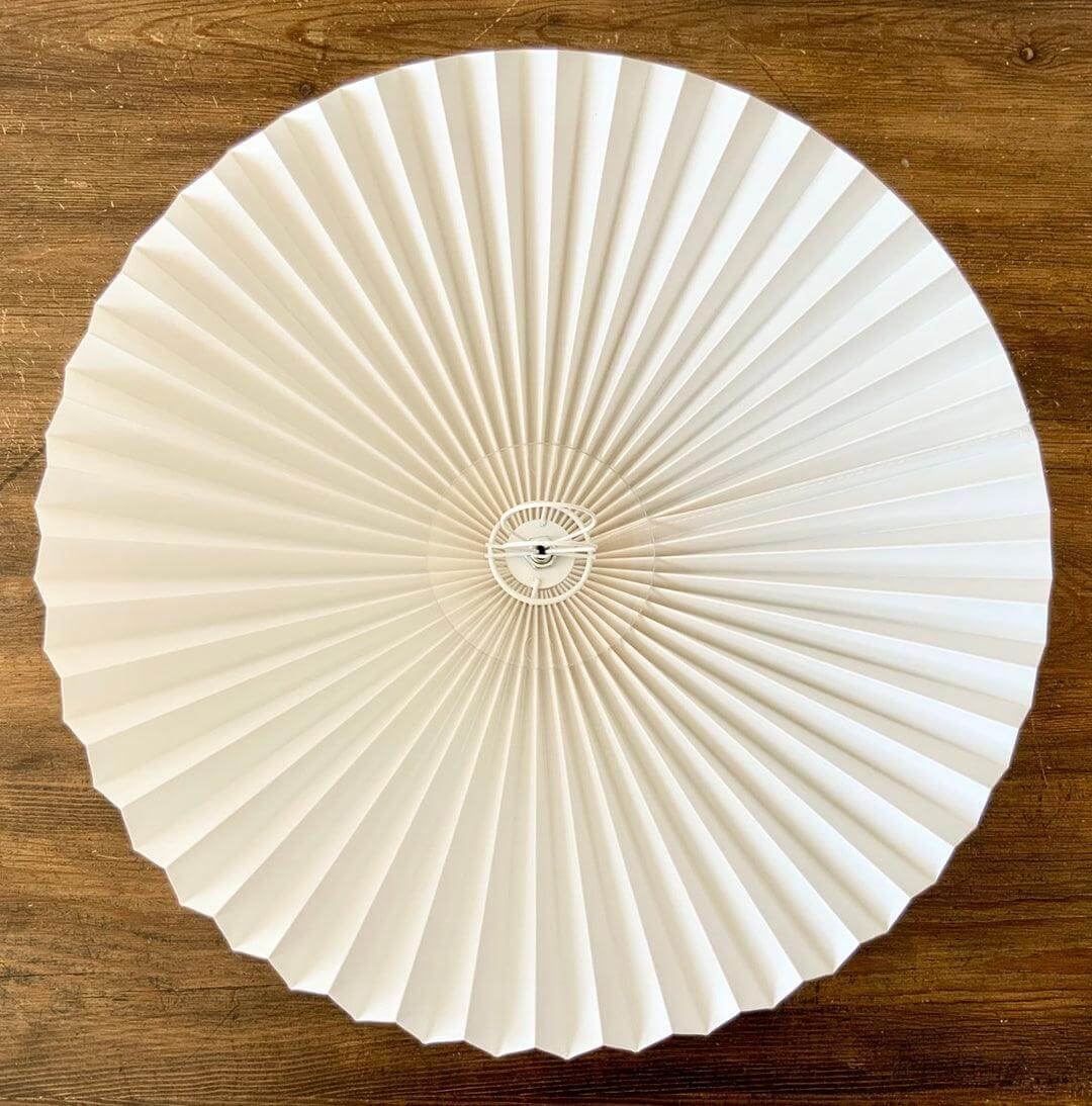 Modern Wavy Table Lamp