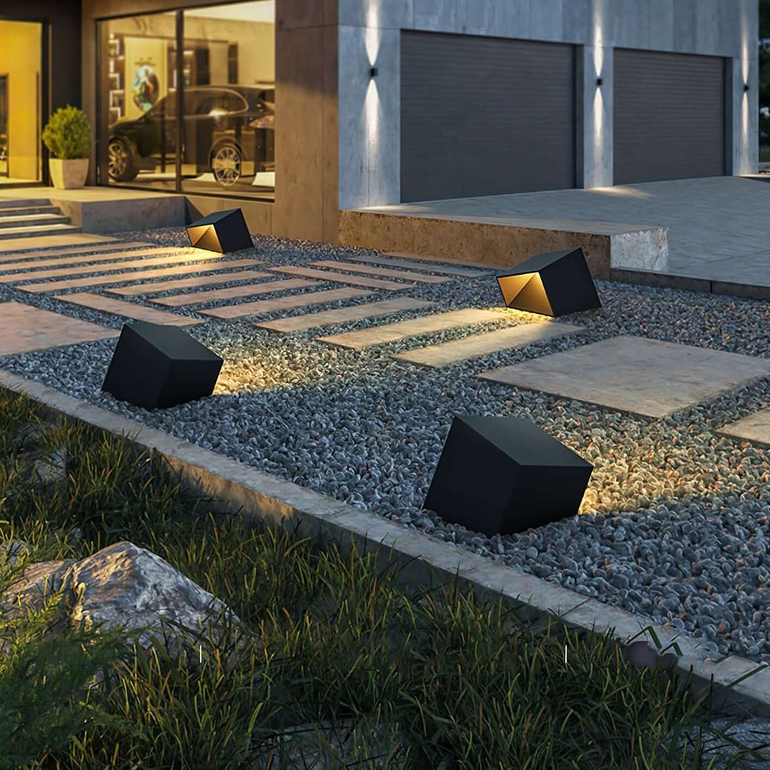 Solar Cube Garden Light - Outdoor LED Lamp