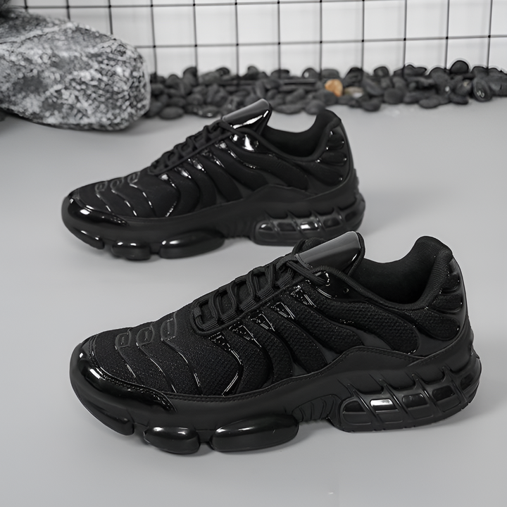 Black men's steel toe safety shoes for ultimate work protection. Durable, slip-resistant industrial footwear for harsh environments.