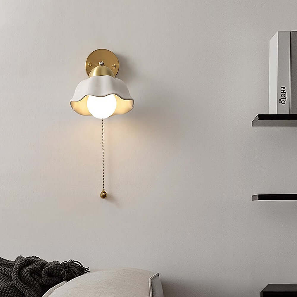 Retro Floral White Metal Wall Light