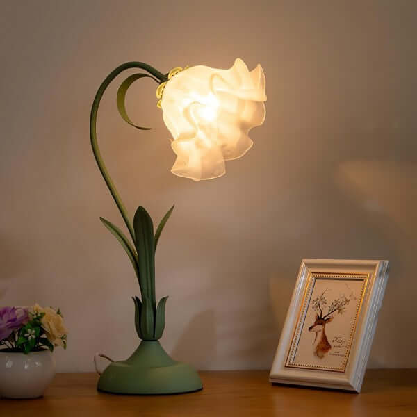 Adjustable Flower Table Lamp