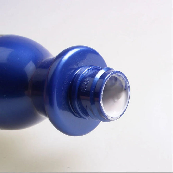 Car repair kit: deep scratch remover & paint restorer for auto detailing. Restores shine & provides paint protection.