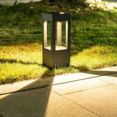 Solar LED Outdoor Pathway Lamp - Garden Light