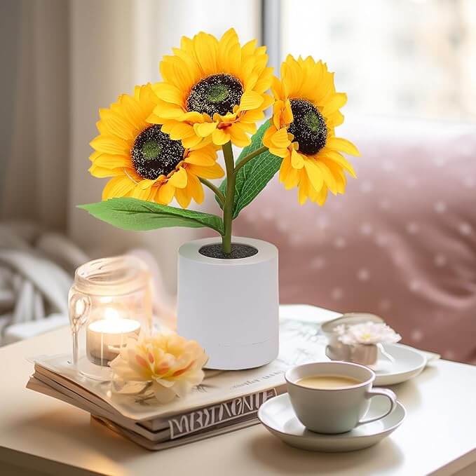 LED Sunflower Lamp - Decorative Table Lamp