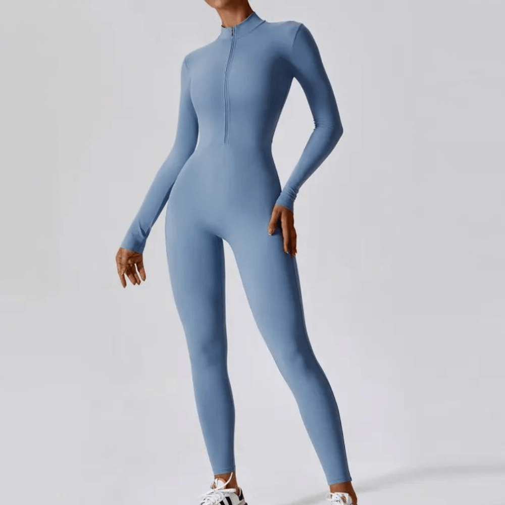 Elegant women's jumpsuit, comfortable & fashionable. Versatile one-piece outfit, perfect for casual spring/summer apparel.