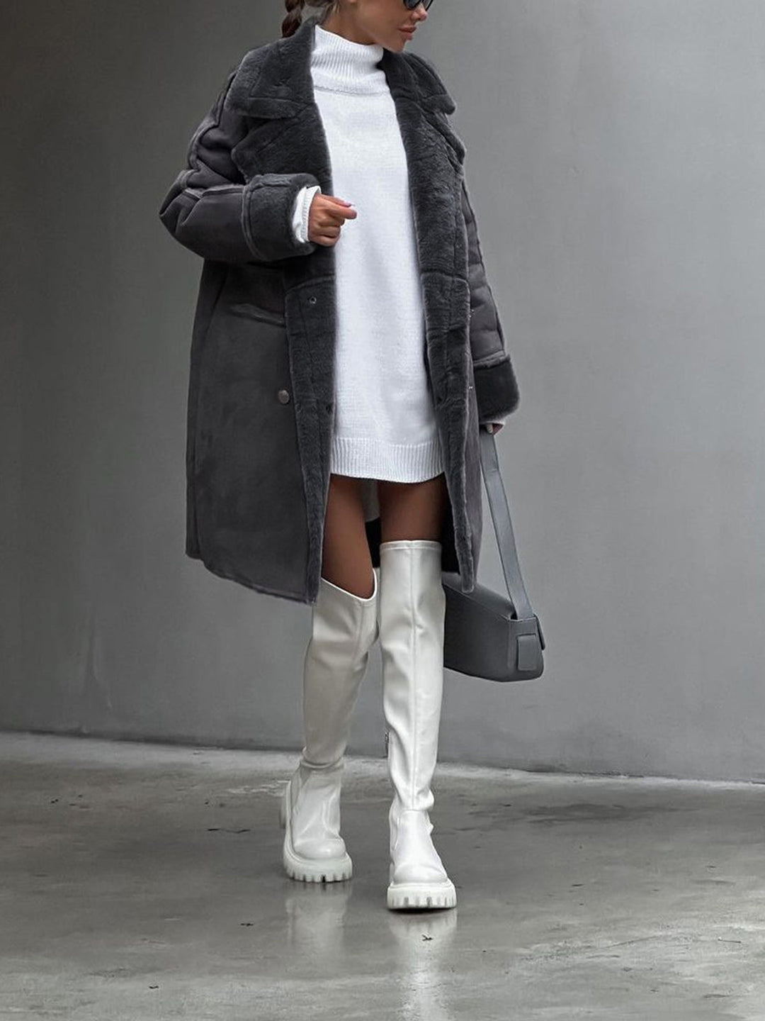 Warm & comfortable Ava women's long winter coat in chic polar fleece, essential elegant outerwear for cold seasons.