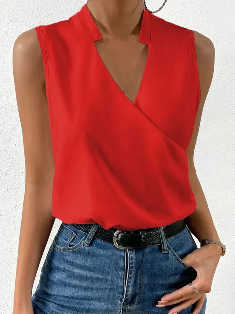 Women's sleeveless blouse, ideal for summer fashion. Breathable & lightweight top for everyday wear.