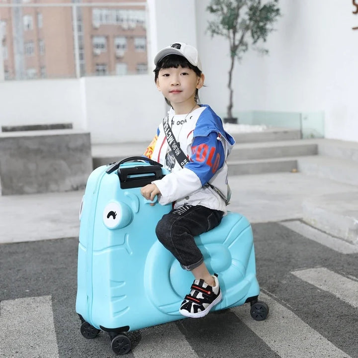 Naples children's ride-on scooter suitcase. Fun wheeled luggage, perfect for kids' airport adventures.